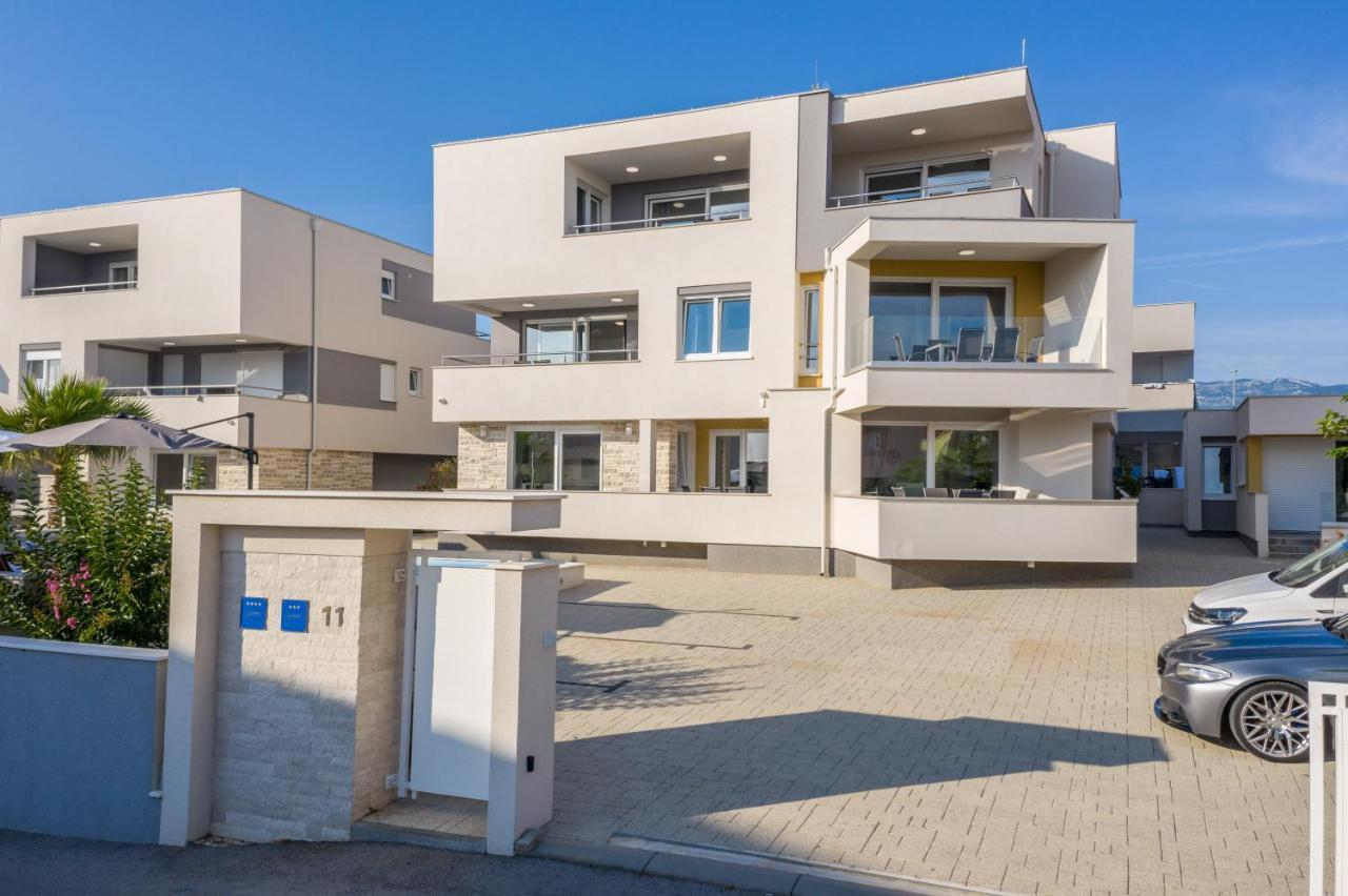 Apartments & Rooms Danivan Pool Villas B Novalja Exterior foto
